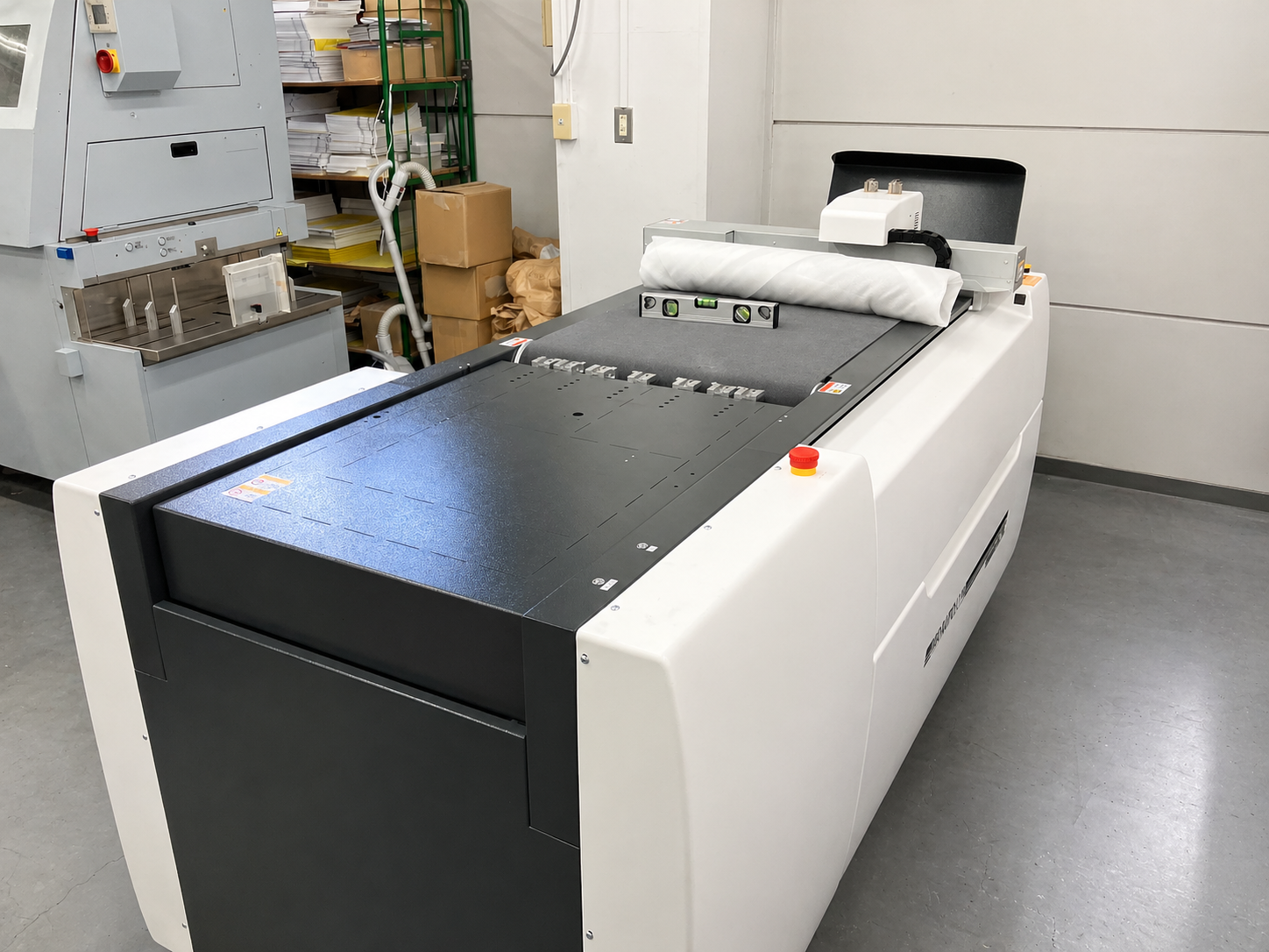 DG-5070/Plus自動給紙 カッティングプロッターを導入しました。 | 株式会社ミユキ印刷 MIYUKI PRINTING CO., LTD.